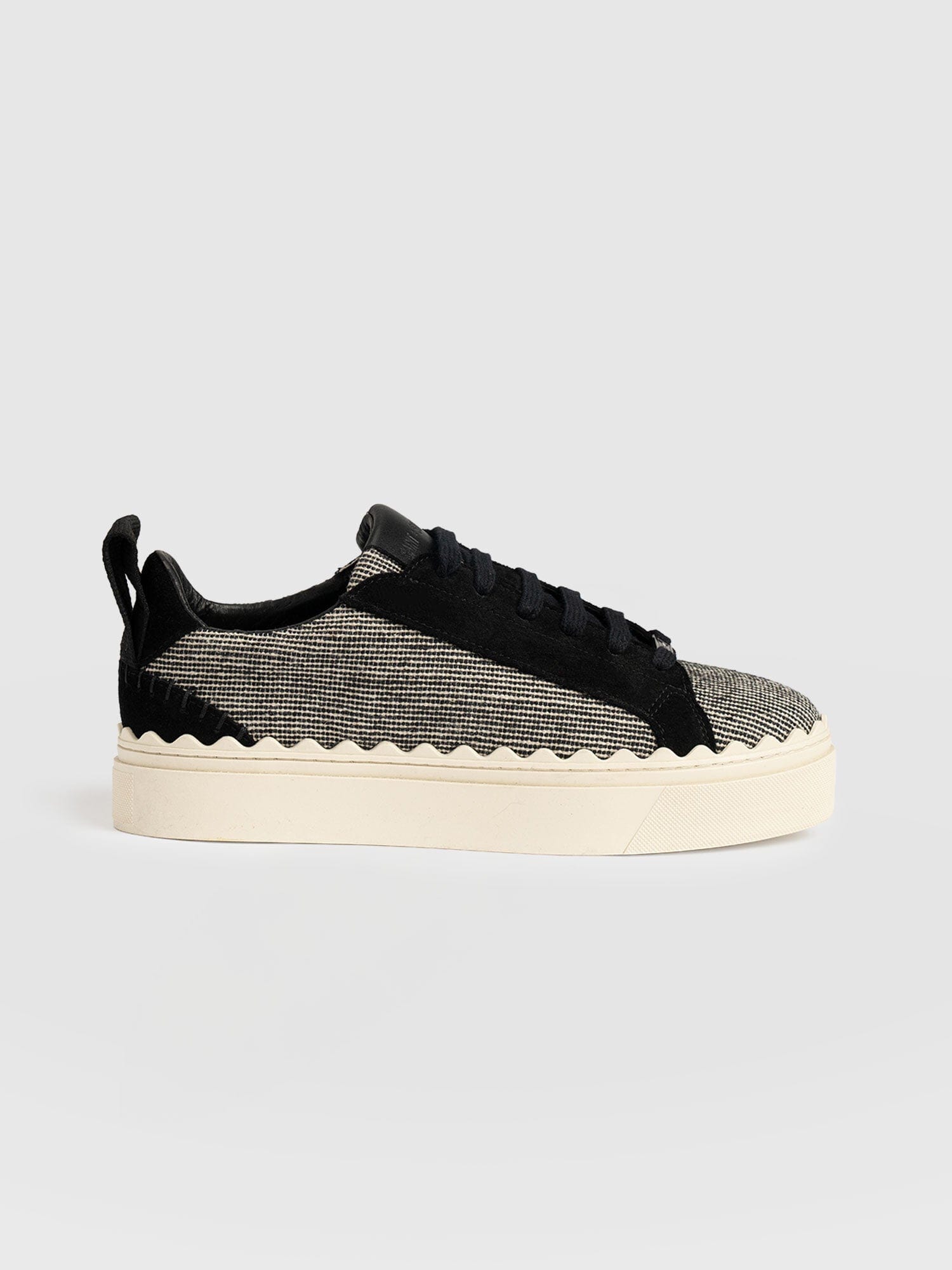 Brook Scallop Trainer - Black Linen